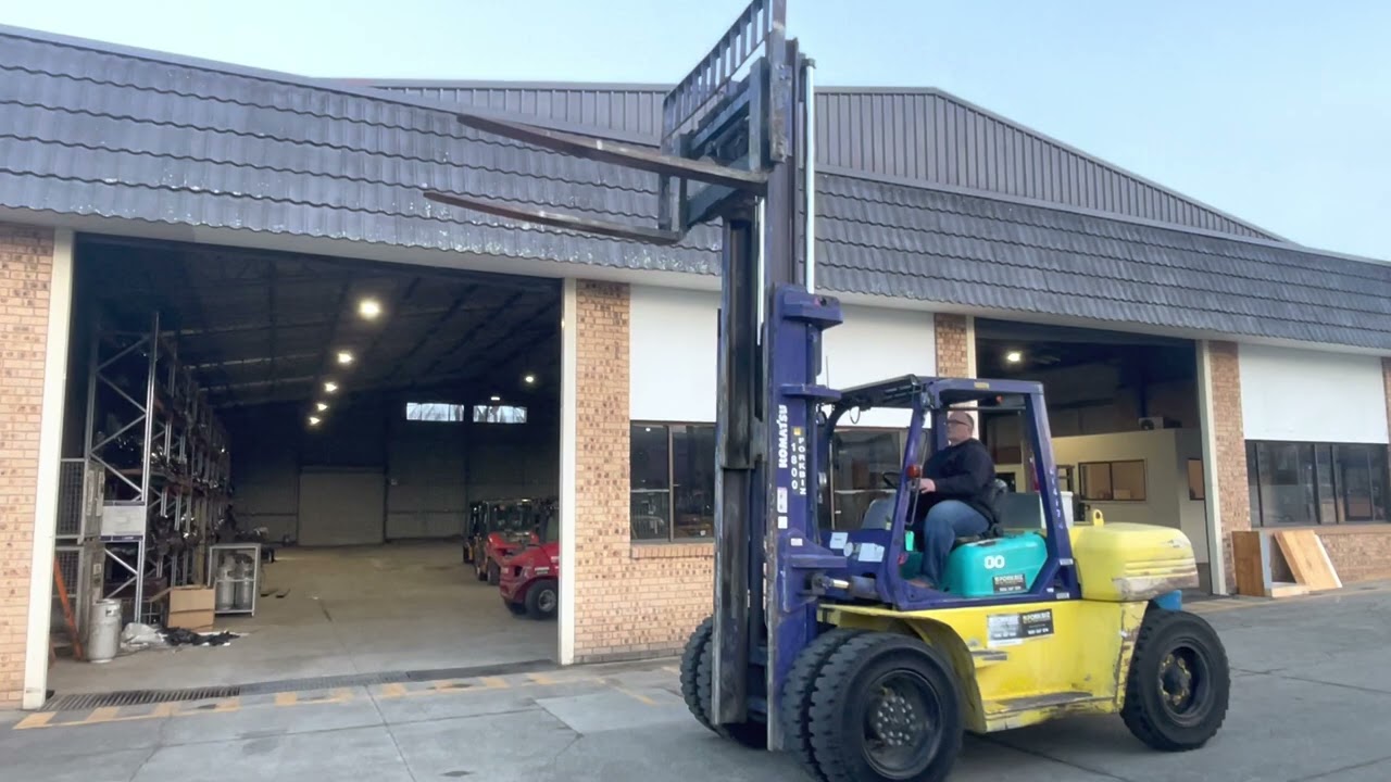Komatsu 8 tonne | Forkbiz