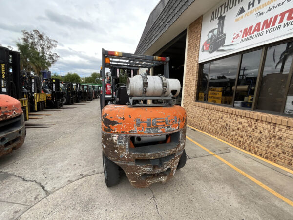 5 Tonne Heli (LPG) Container Mast Forklift For Hire - Image 8