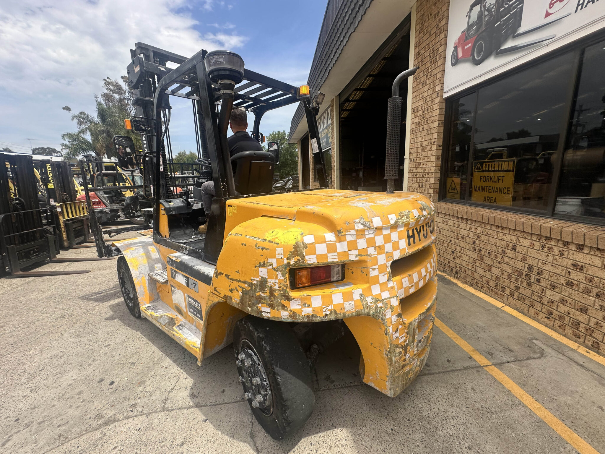 7 Tonne Hyundai Forklift For Sale - Forkbiz