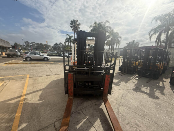 5.5 Tonne Hyster Forklift For Sale - Image 14