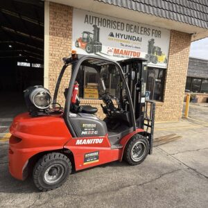 3.5 Tonne LPG Manitou Forklift For Sale