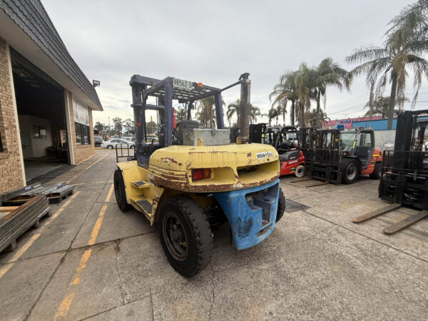 8 Tonne Komatsu Forklift For Sale - Image 15