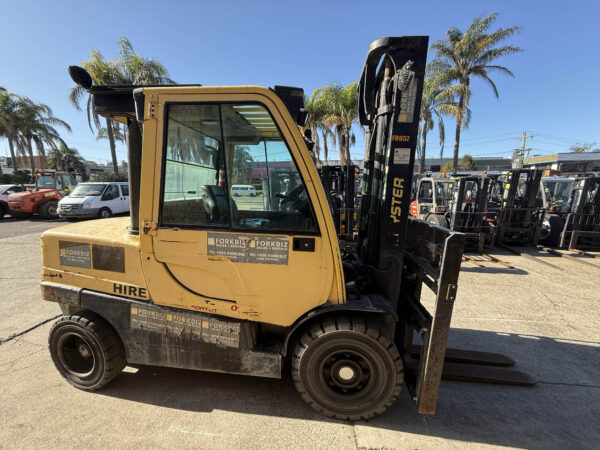 5 Tonne Hyster Forklift For Sale - Image 8