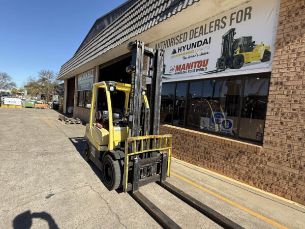 3 Tonne Hyster Forklift For Sale - Image 5