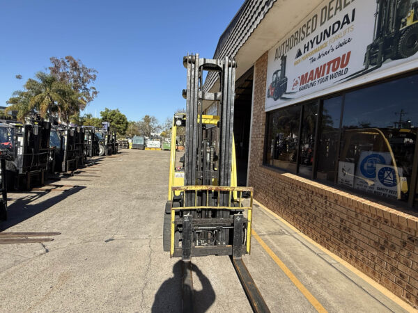 3 Tonne Hyster Forklift For Sale - Image 6