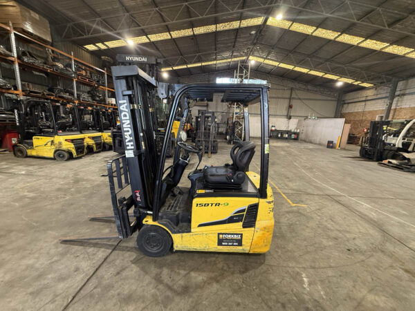 1.5 Tonne Hyundai Electric Forklift For Sale