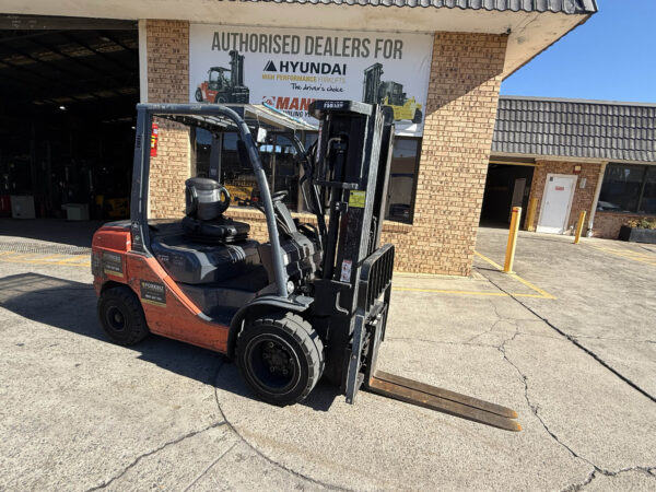 3 Tonne Toyota Diesel Forklift For Sale - Image 3