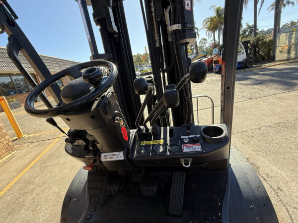 3 Tonne Toyota Diesel Forklift For Sale - Image 21
