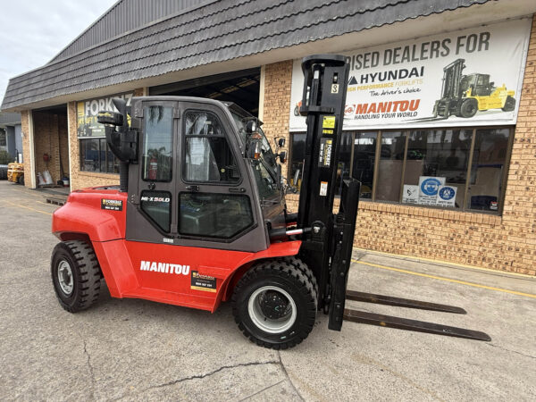 5 Tonne Manitou Forklift For Sale - Image 5
