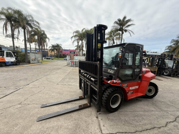 5 Tonne Manitou Forklift For Sale - Image 13