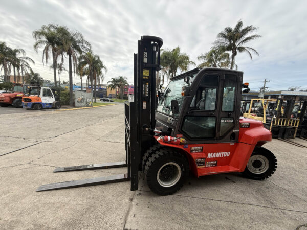 5 Tonne Manitou Forklift For Sale - Image 14