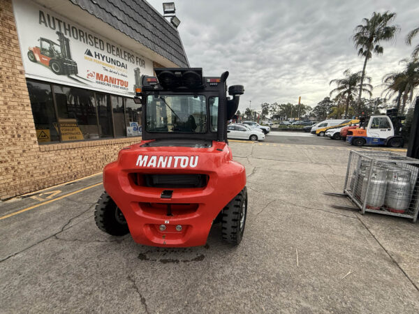 5 Tonne Manitou Forklift For Sale - Image 21